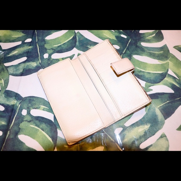 GUCCI Hobo in GG Monogram Canvas | Wallet (Princy) - Picture 4 of 4